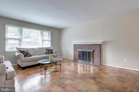 7607 Hogarth St, Springfield, VA 22151 photo 7
