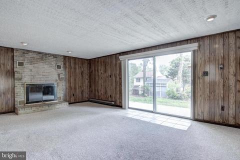 7607 Hogarth St, Springfield, VA 22151 photo 5