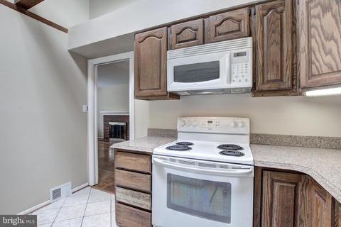 7607 Hogarth St, Springfield, VA 22151 photo 12
