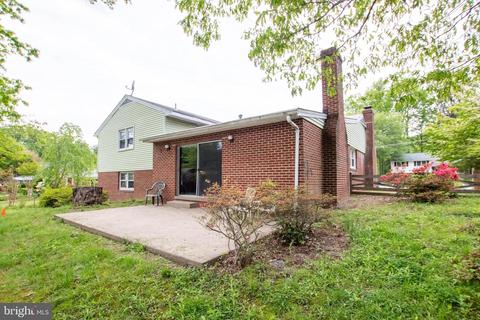 7607 Hogarth St, Springfield, VA 22151 photo 32