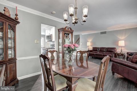 8607 Etta Dr, Springfield, VA 22152 photo 9
