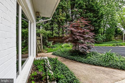 6444 Dryden Dr, Mclean, VA 22101 photo 3