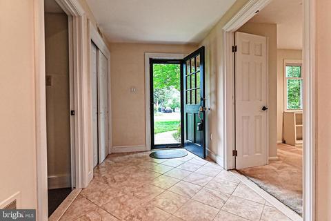 6444 Dryden Dr, Mclean, VA 22101 photo 5