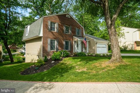7204 Duck Ct, Springfield, VA 22152 photo 3