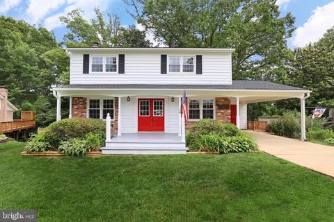 6805 Houndmaster Rd, Springfield, VA 22152 photo 1