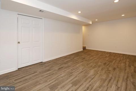6805 Houndmaster Rd, Springfield, VA 22152 photo 36