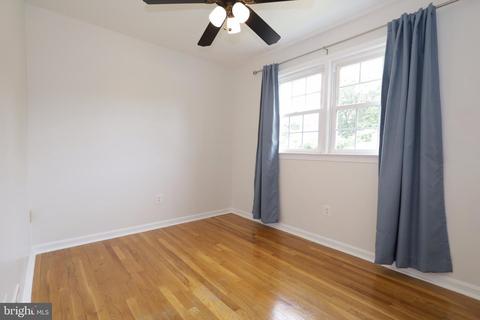 6805 Houndmaster Rd, Springfield, VA 22152 photo 28