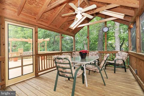 6805 Houndmaster Rd, Springfield, VA 22152 photo 41