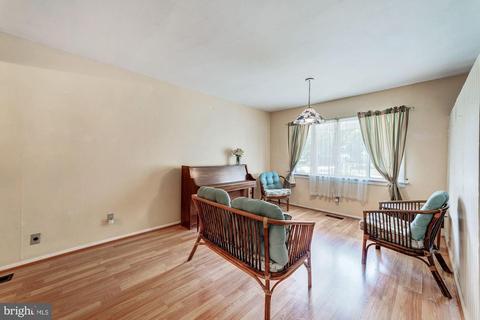 6027 Frontier Dr, Springfield, VA 22150 photo 7