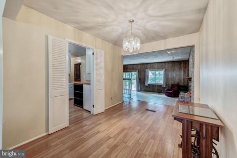 6027 Frontier Dr, Springfield, VA 22150 photo 10