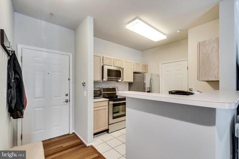 1600 Spring Gate Dr #2205, Mclean, VA 22102 photo 3