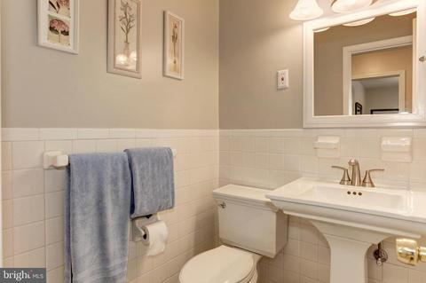 8608 Cromwell Dr, Springfield, VA 22151 photo 29