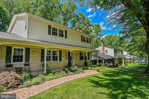 6812 Reynard Dr, Springfield, VA 22152 photo 3