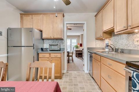 7237 Hillmead Ct, Springfield, VA 22150 photo 17