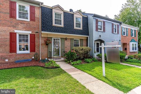 7237 Hillmead Ct, Springfield, VA 22150 photo 4