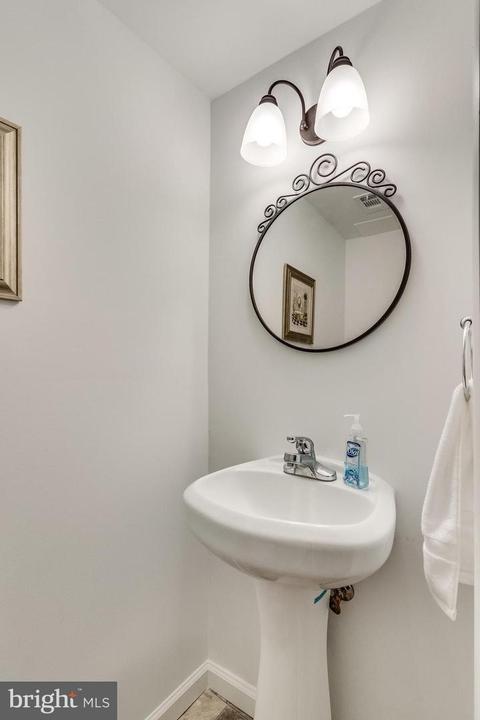 7237 Hillmead Ct, Springfield, VA 22150 photo 65