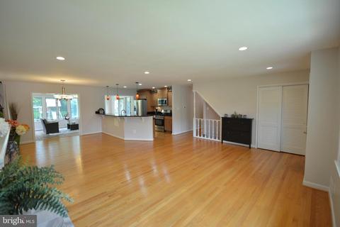 5309 Queensberry Ave, Springfield, VA 22151 photo 10