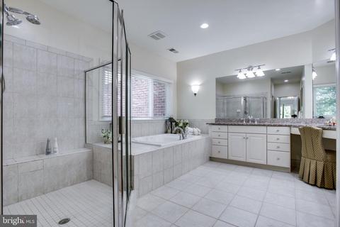 7790 Solitude Ct, Mclean, VA 22102 photo 41