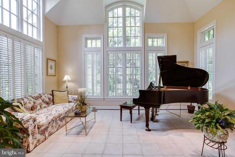 7790 Solitude Ct, Mclean, VA 22102 photo 13