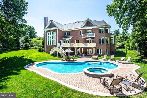 7790 Solitude Ct, Mclean, VA 22102 photo 2