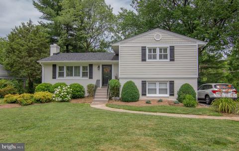 7104 Westbury Rd, Mclean, VA 22101 photo 1