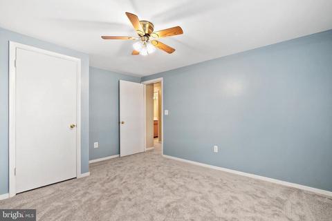 9527 Ashbridge Ct, Burke, VA 22015 photo 25