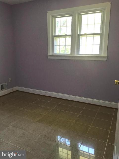 7443 Long Pine Dr, Springfield, VA 22151 photo 11