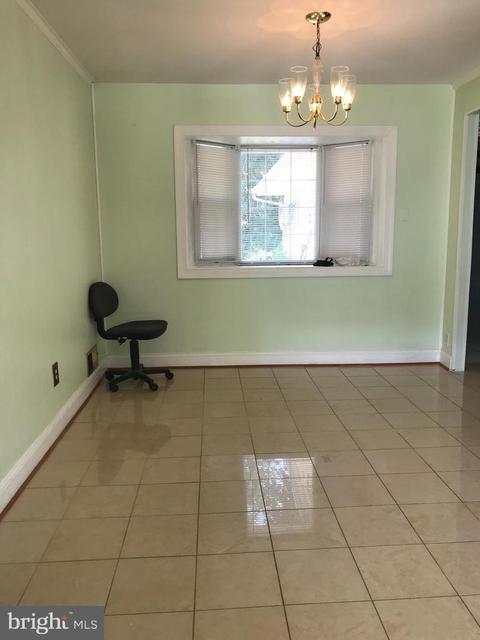 7443 Long Pine Dr, Springfield, VA 22151 photo 4