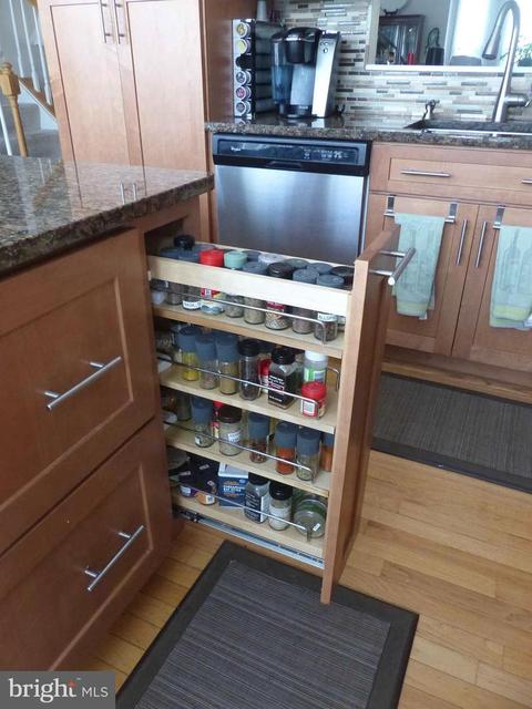 7108 Tanworth Dr, Springfield, VA 22152 photo 27