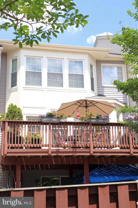 7108 Tanworth Dr, Springfield, VA 22152 photo 9