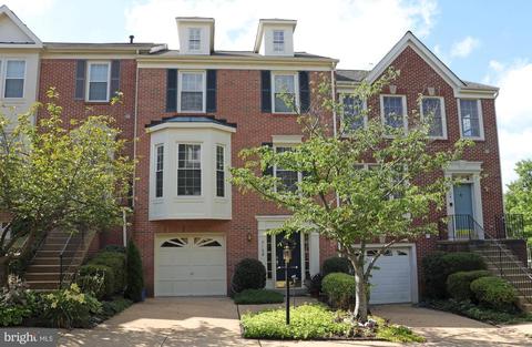 7108 Tanworth Dr, Springfield, VA 22152 photo 2