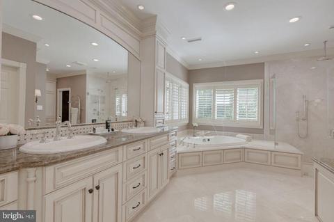 1125 Brook Valley Ln, Mclean, VA 22102 photo 23