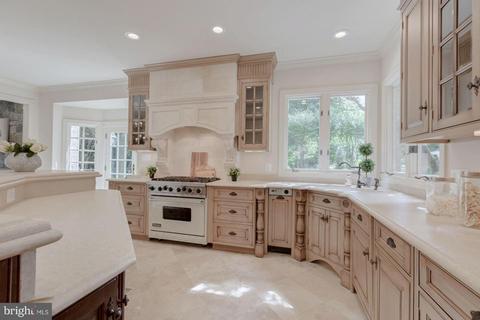 1125 Brook Valley Ln, Mclean, VA 22102 photo 17