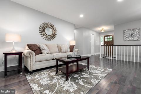 5611 Ravenel Ln, Springfield, VA 22151 photo 4