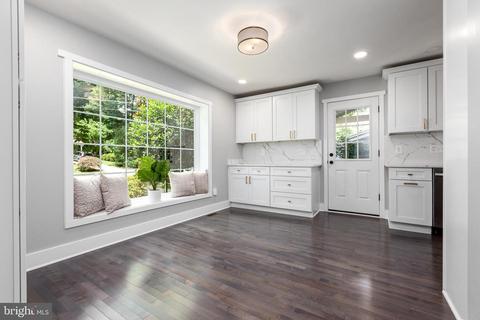 5611 Ravenel Ln, Springfield, VA 22151 photo 8