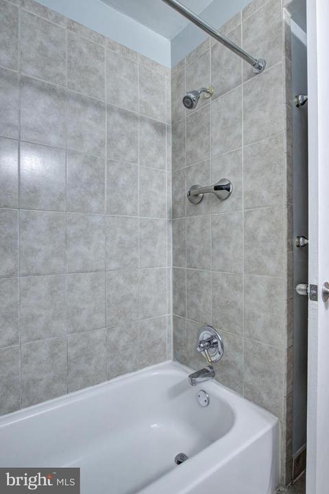 7328 Charlotte St, Springfield, VA 22150 photo 25