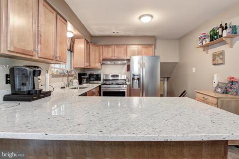 7328 Charlotte St, Springfield, VA 22150 photo 12