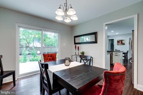 8430 Thames St, Springfield, VA 22151 photo 6