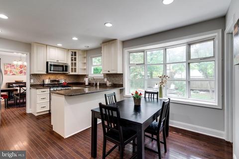 8430 Thames St, Springfield, VA 22151 photo 12
