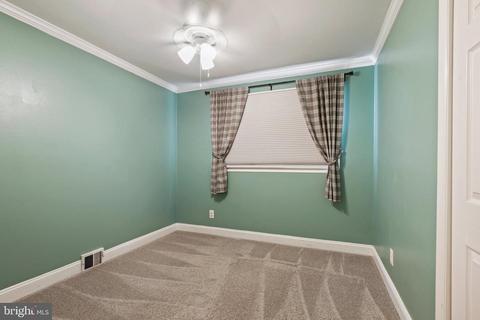 5207 Montgomery St, Springfield, VA 22151 photo 9