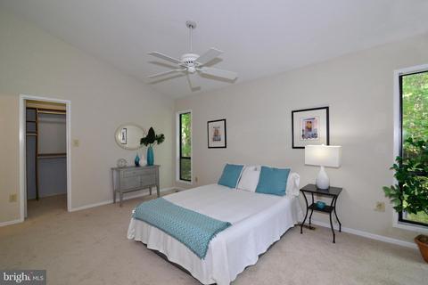 11137 Glade Dr, Reston, VA 20191 photo 29