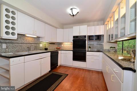 11137 Glade Dr, Reston, VA 20191 photo 19
