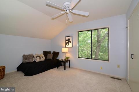 11137 Glade Dr, Reston, VA 20191 photo 35