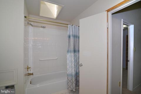 11137 Glade Dr, Reston, VA 20191 photo 33