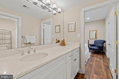 909 Whann Ave, Mclean, VA 22101 photo 57