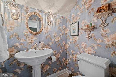 909 Whann Ave, Mclean, VA 22101 photo 17