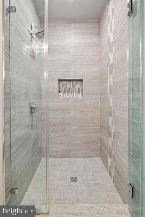 1626 Great Falls St, Mclean, VA 22101 photo 33