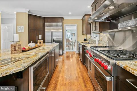 1626 Great Falls St, Mclean, VA 22101 photo 14