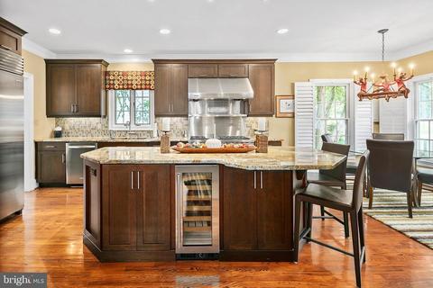 1626 Great Falls St, Mclean, VA 22101 photo 10
