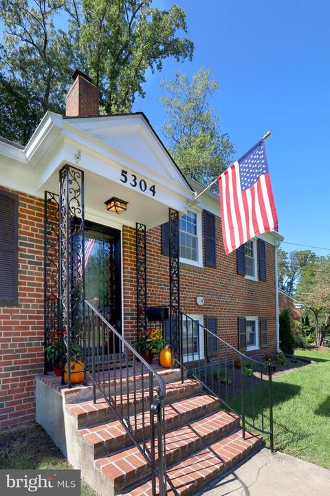 5304 Atlee Pl, Springfield, VA 22151 photo 4